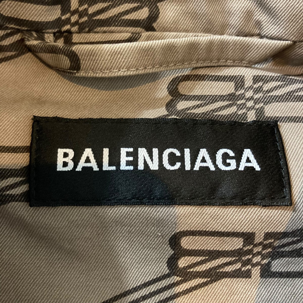 BALENCIAGA ベージュ チノパン ボタンフライ　メンズ 46(Lサイズ) BALENCIAGA ベージュ チノパン ボタンフライ メンズ 46(Lサイズ
