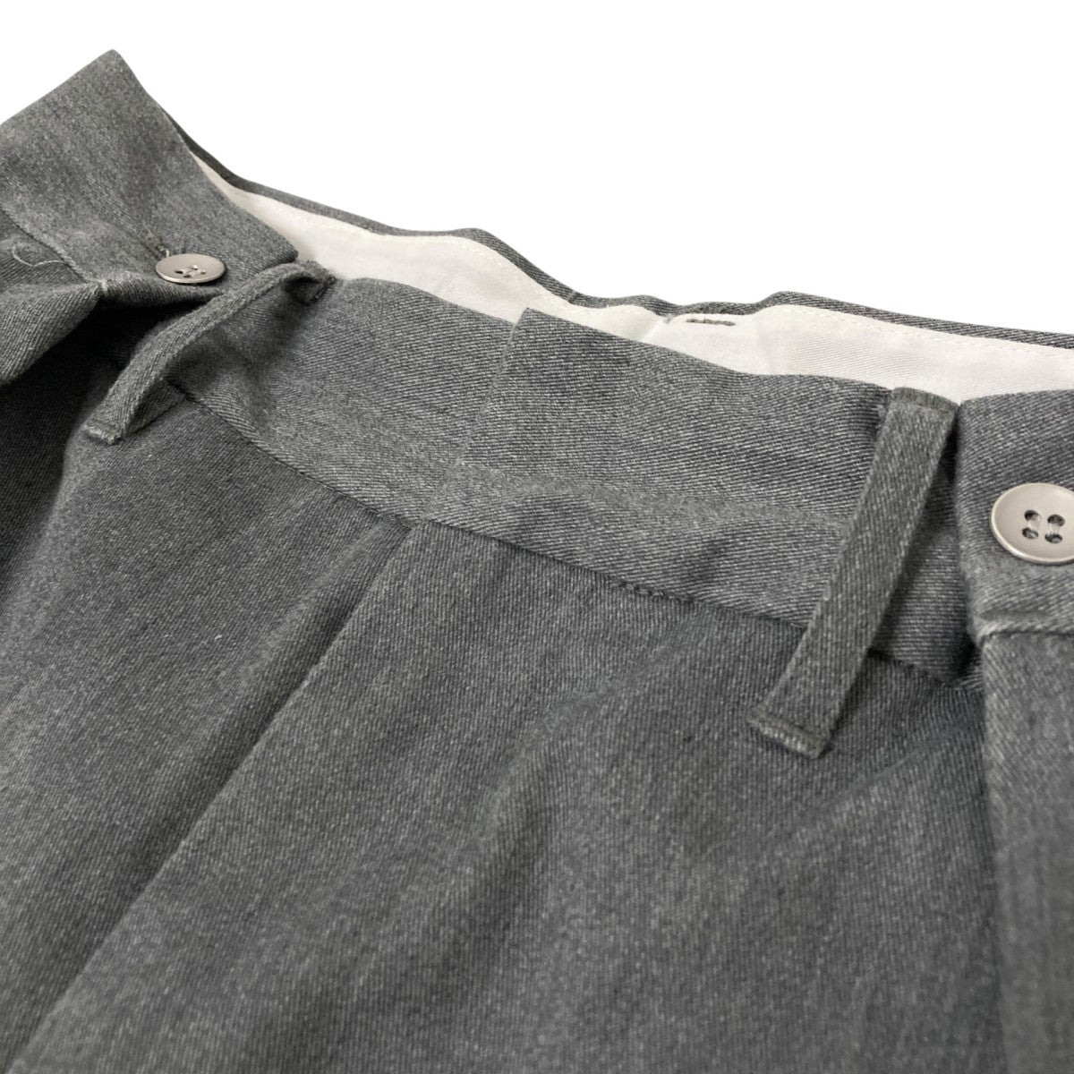 FRAY I.D pierre cardin タックワイドチノパンツ FRAY I.D（フレイアイディー）の「【pierre cardin】タック