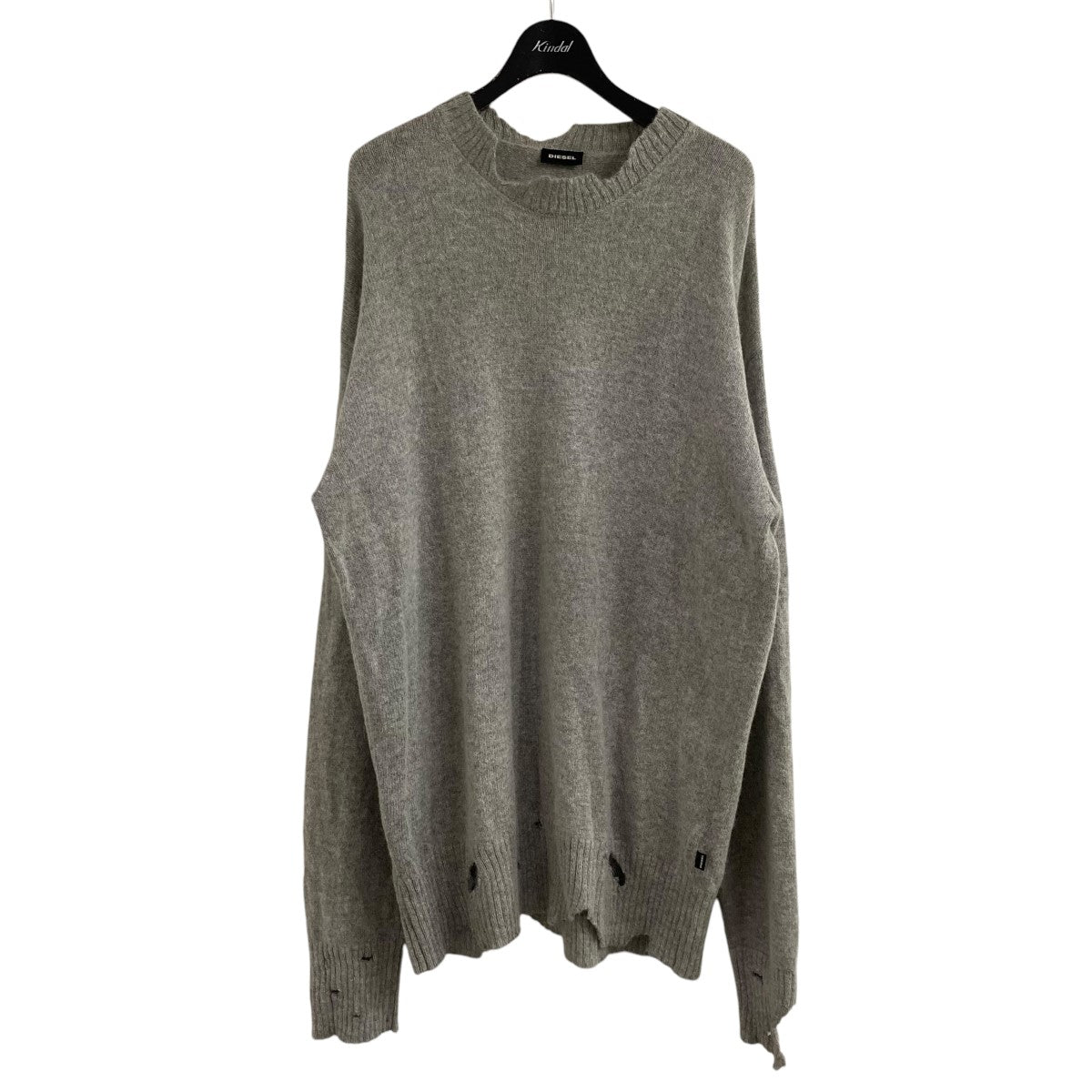 ダメージニットセーター