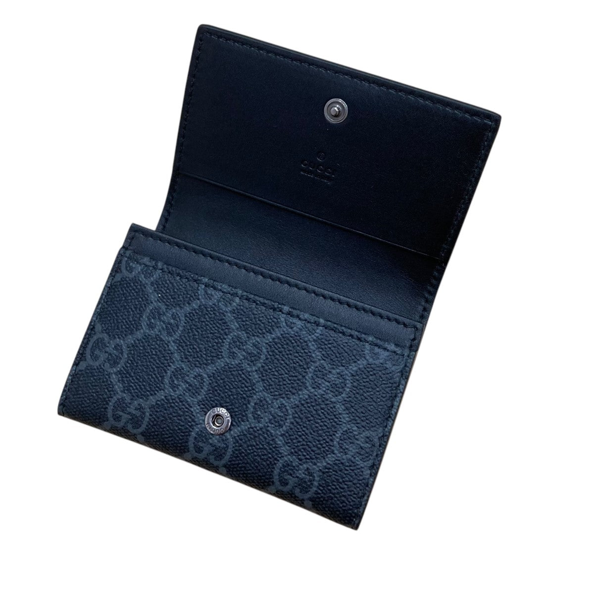 送料無料 いつまで GUCCI(グッチ) GG柄二つ折りカードケース 821214-2062 ブラック 小物