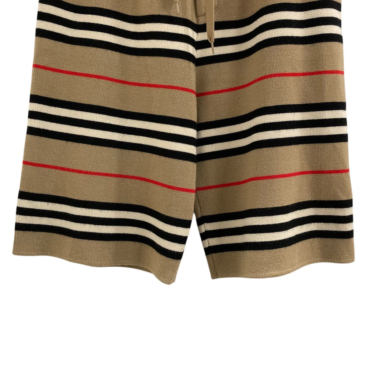 【国内発送、バーバリー】 burberry シルクショーツ ストライプ 国内発送、バーバリー】 burberry シルクショーツ ストライプ
