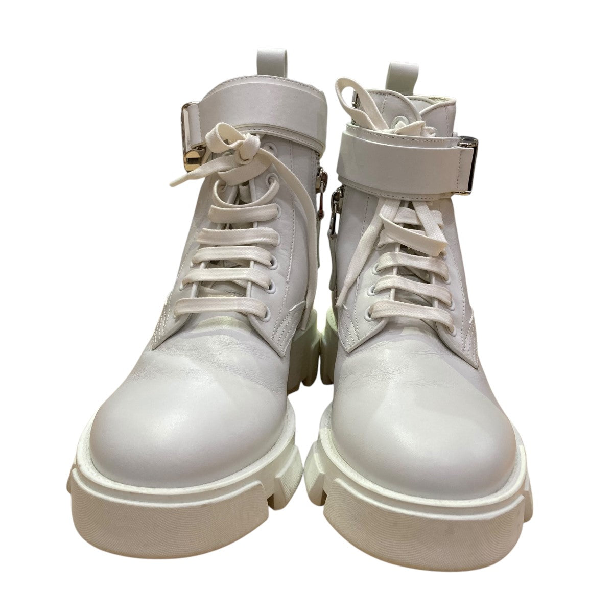 GIVENCHY テラコンバットブーツ 古着・中古-2枚目のアイテム画像