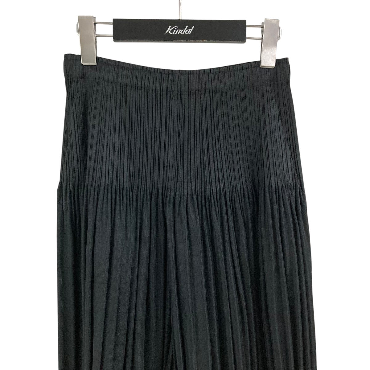 PLEATS PLEASE ISSEY MIYAKE（サルエルパンツ）のフリマアイテム一覧