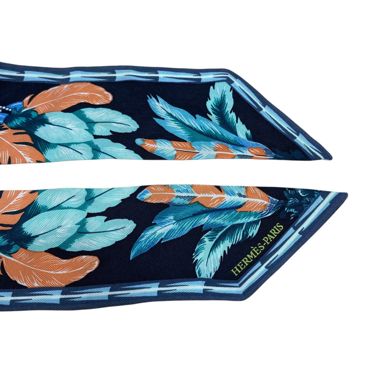 良品✨ エルメス 万国博覧会 ツイリースカーフ マルチカラー HERMES エルメス ツイリー スカーフ シルク100% マルチカラー 馬