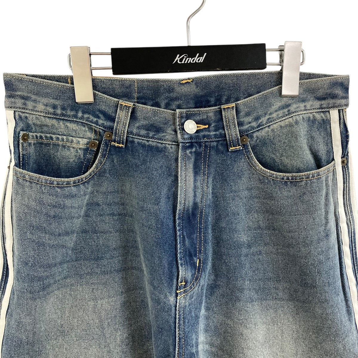 サイドラインデニムパンツ