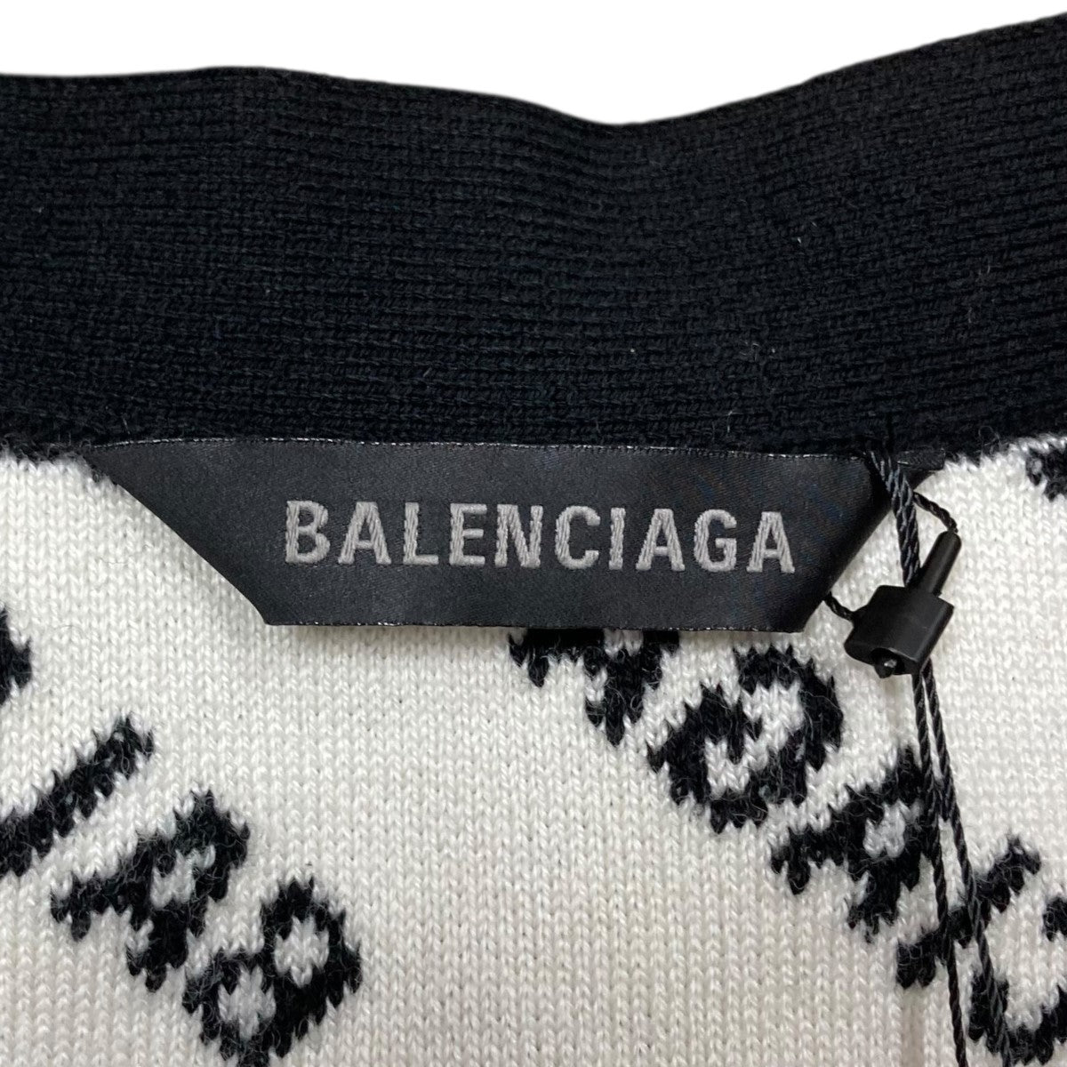 BALENCIAGA 総柄ロゴカーディガン736248 古着・中古-6枚目のアイテム画像