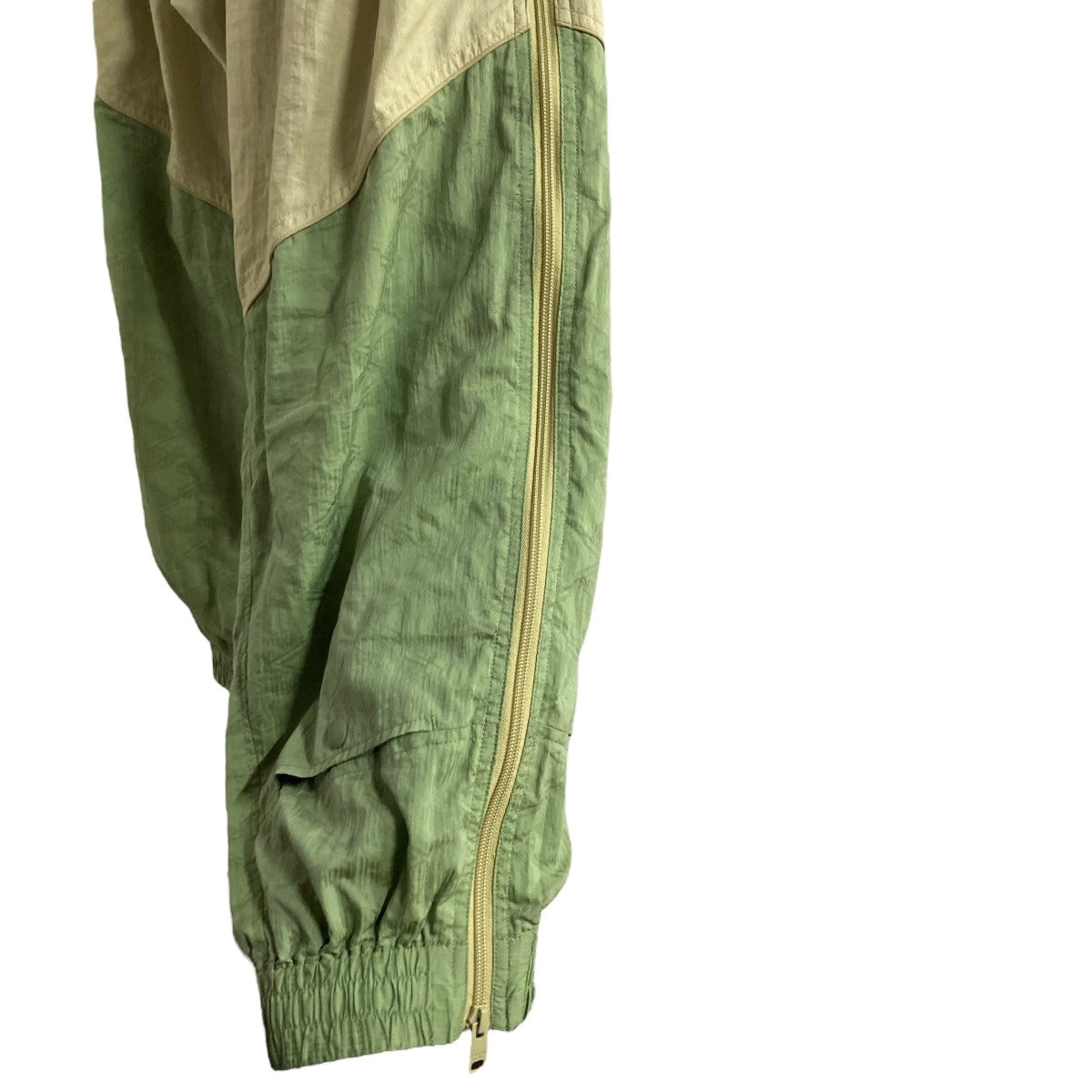 beautiful people×UMBRO ナイロントラックパンツ 1515105042 オリーブ