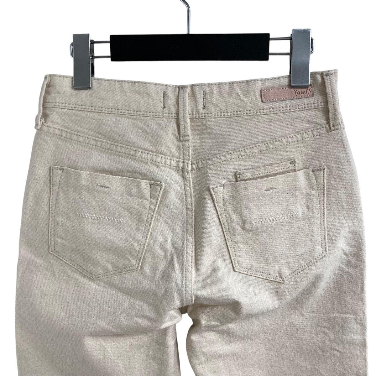 スリムテーパードパンツ