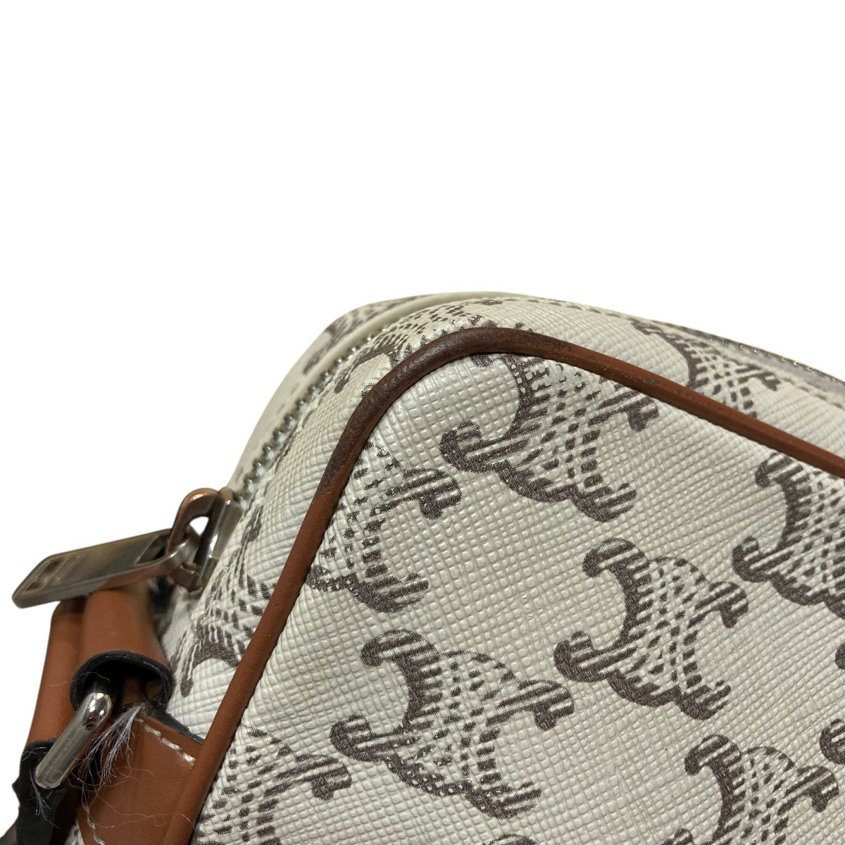 CELINE メッセンジャーバッグ ダークブラウン CELINE セリーヌ トリオンフ ミディアムメッセンジャーバッグ