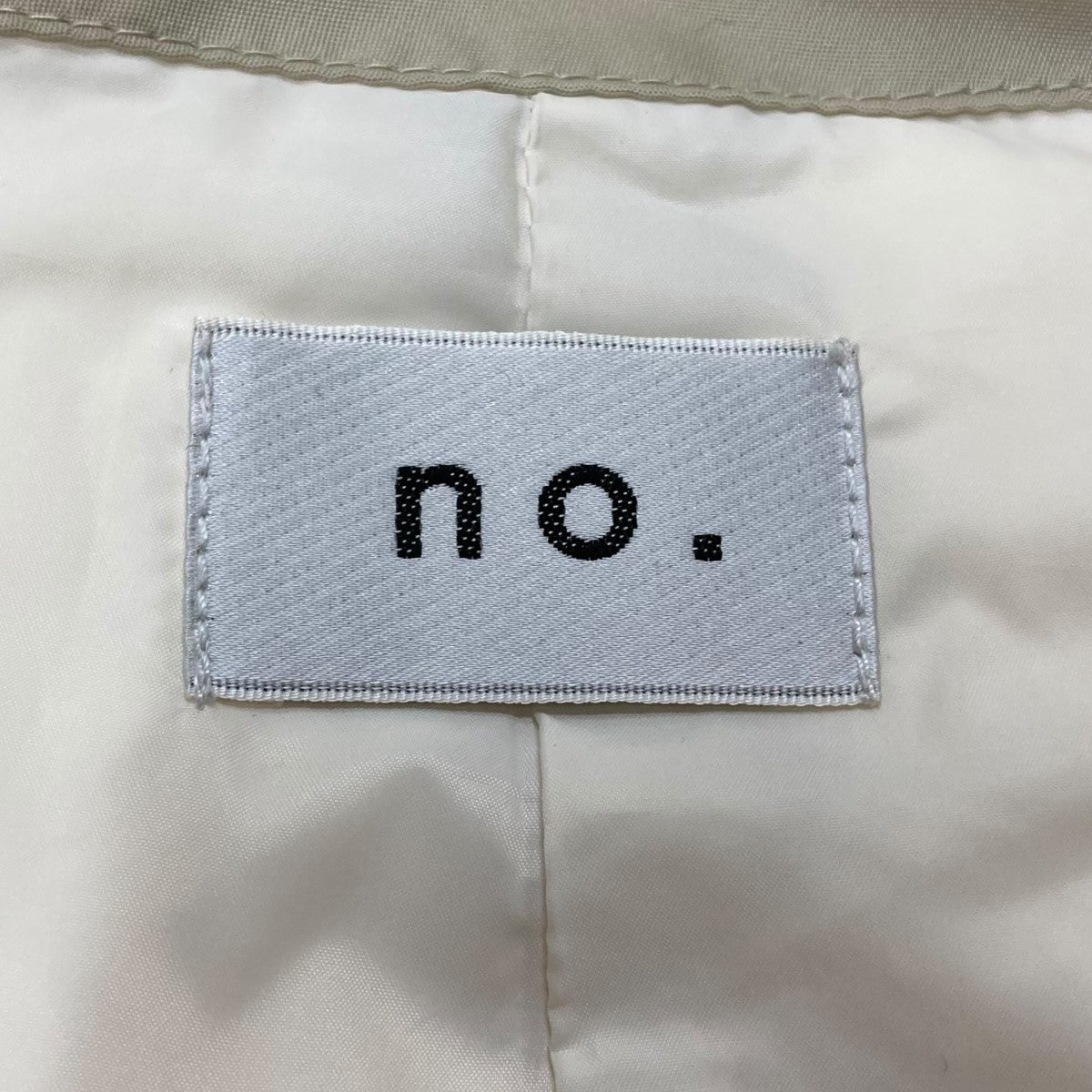 ダウンベスト