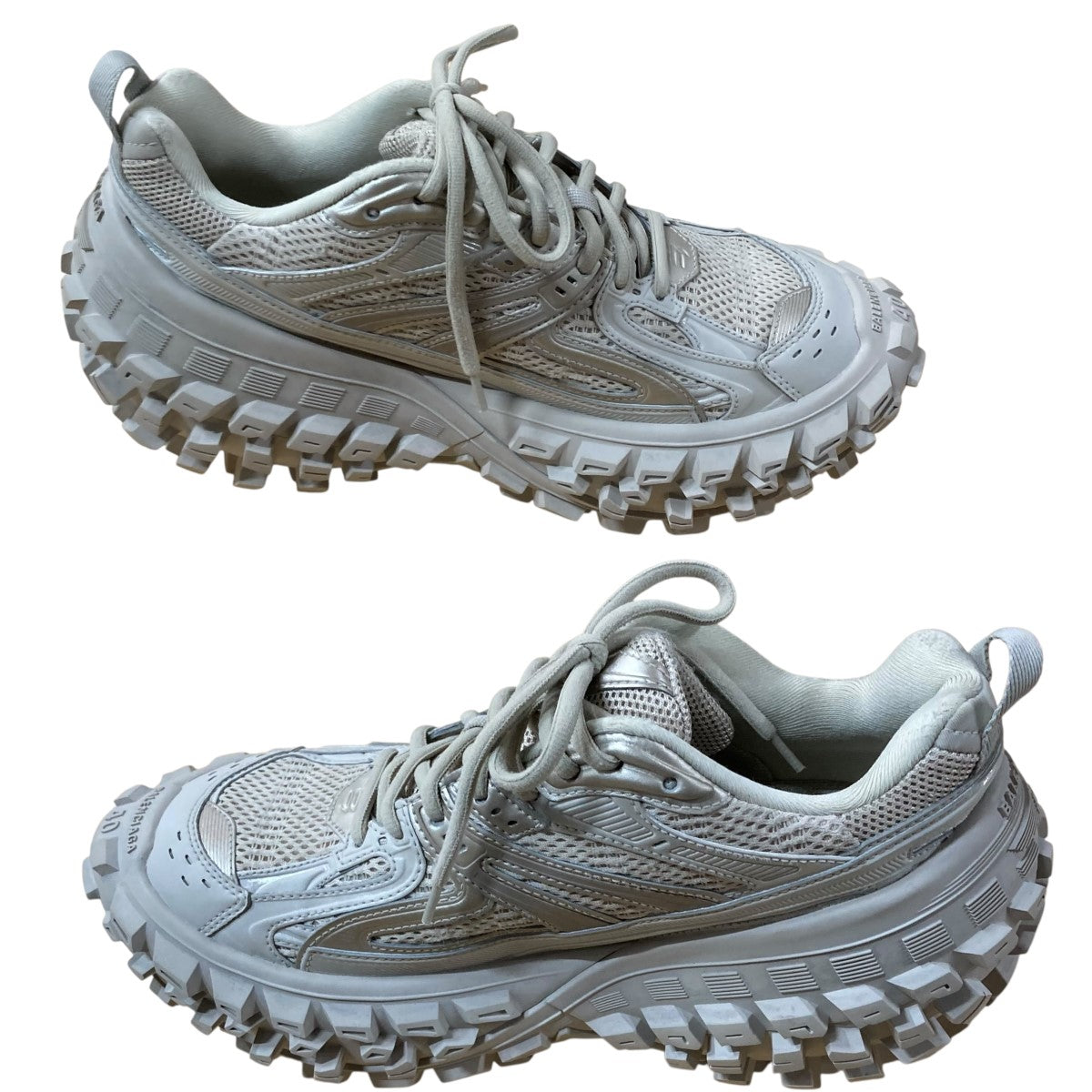 BALENCIAGA(バレンシアガ) バウンサー スニーカー 685611