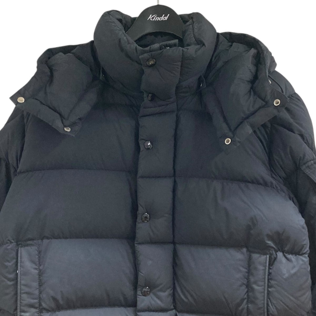 MONCLER(モンクレール) ダウンジャケットI20911A00044 VEZERE