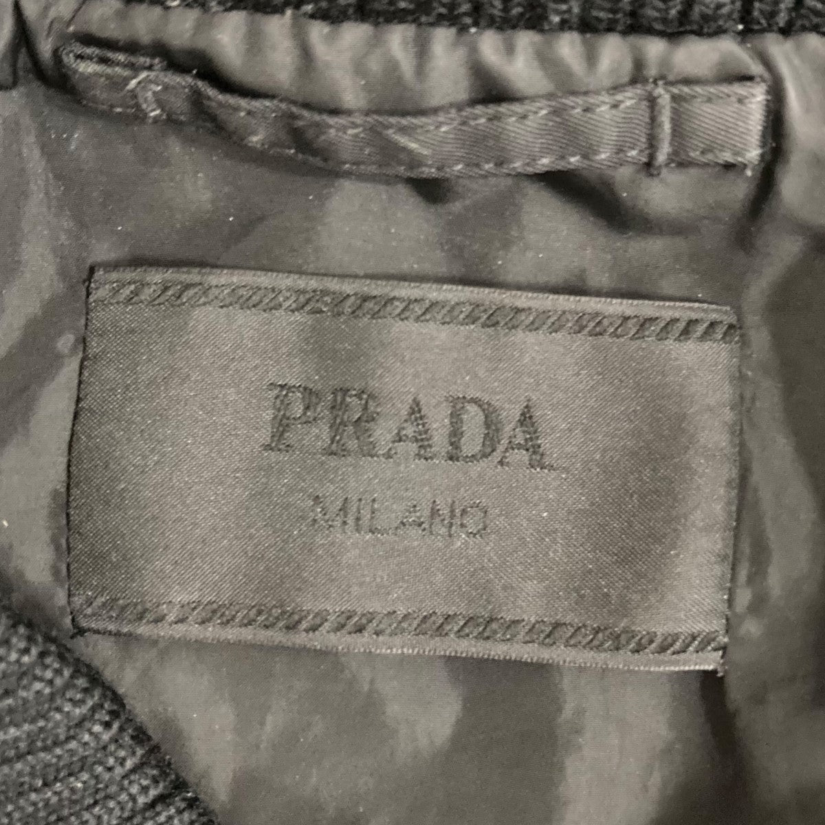 PRADA(プラダ) ナイロンボンバージャケット SGH038 ブラック