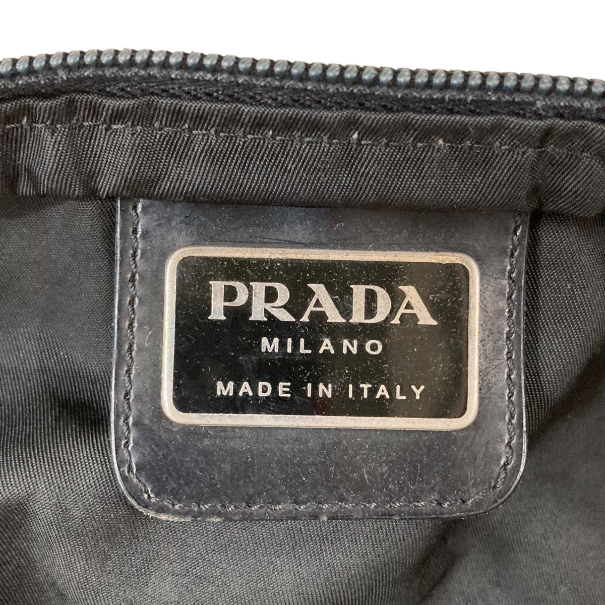 PRADA プラダ ナイロン ショルダーバッグ トライアングルロゴ PRADA(プラダ) トライアングルロゴプレートナイロンショルダー