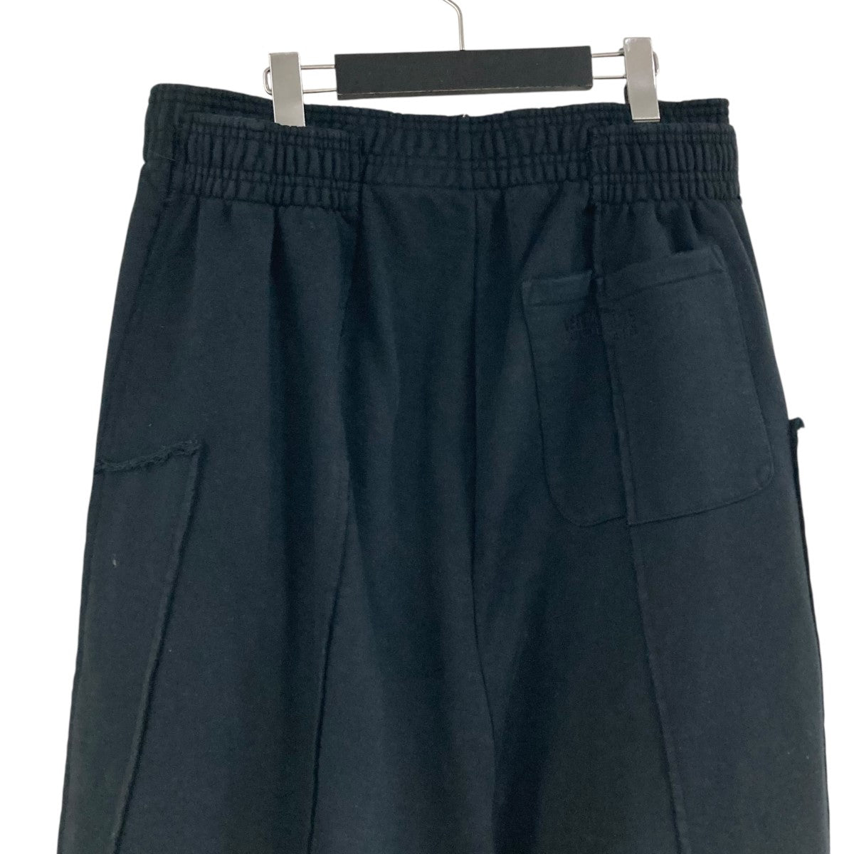 VETEMENTS(ヴェトモン) スウェットパンツ UE64SP100B ブラック