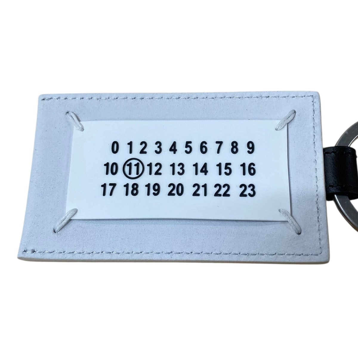 Maison Margiela タグ型キーホルダー TAG KEY RING WITH LACE | Maison Margiela(メゾン マルジェラ
