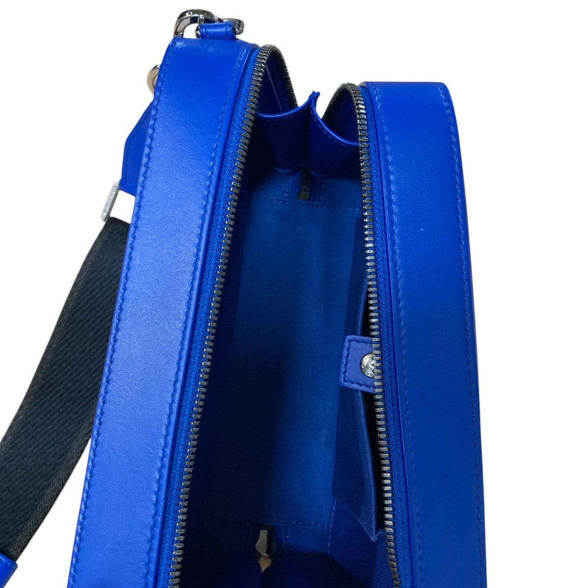 DOLCE ＆ GABBANA(ドルチェアンドガッバーナ) レザーショルダーバッグ