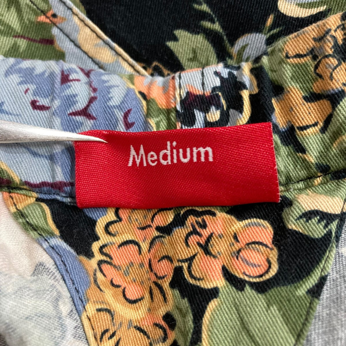 Supreme 花柄 チノパン 32サイズ Supreme(シュプリーム) フローラルパンツ ブラック×マルチカラー