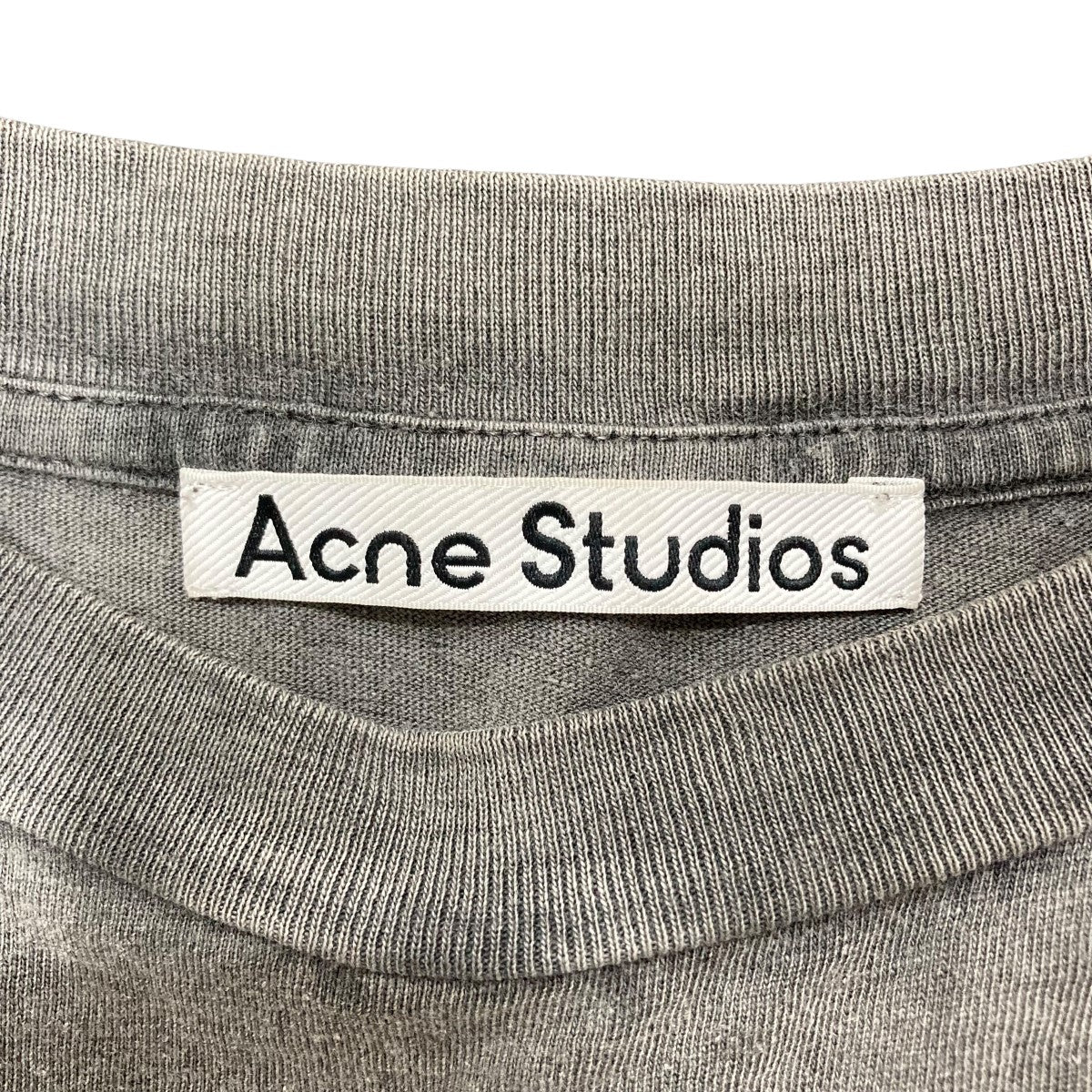 【関税込み】Acne Studios グレー プリントTシャツ Acne Studios: グレー ロゴプリント Tシャツ | SSENSE 日本