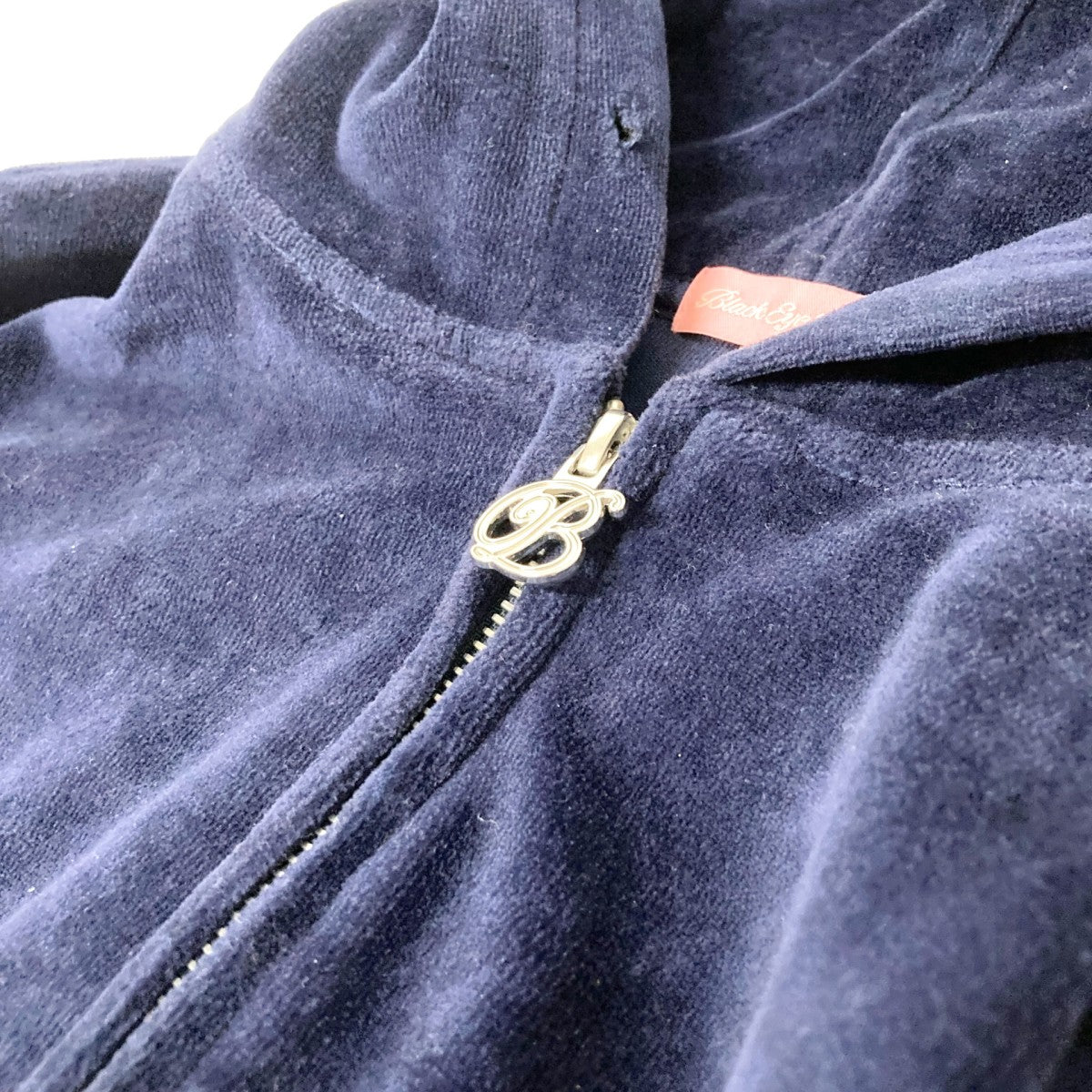 BlackEyePatch(ブラックアイパッチ) B EMBLEM CROPPED VELOUR