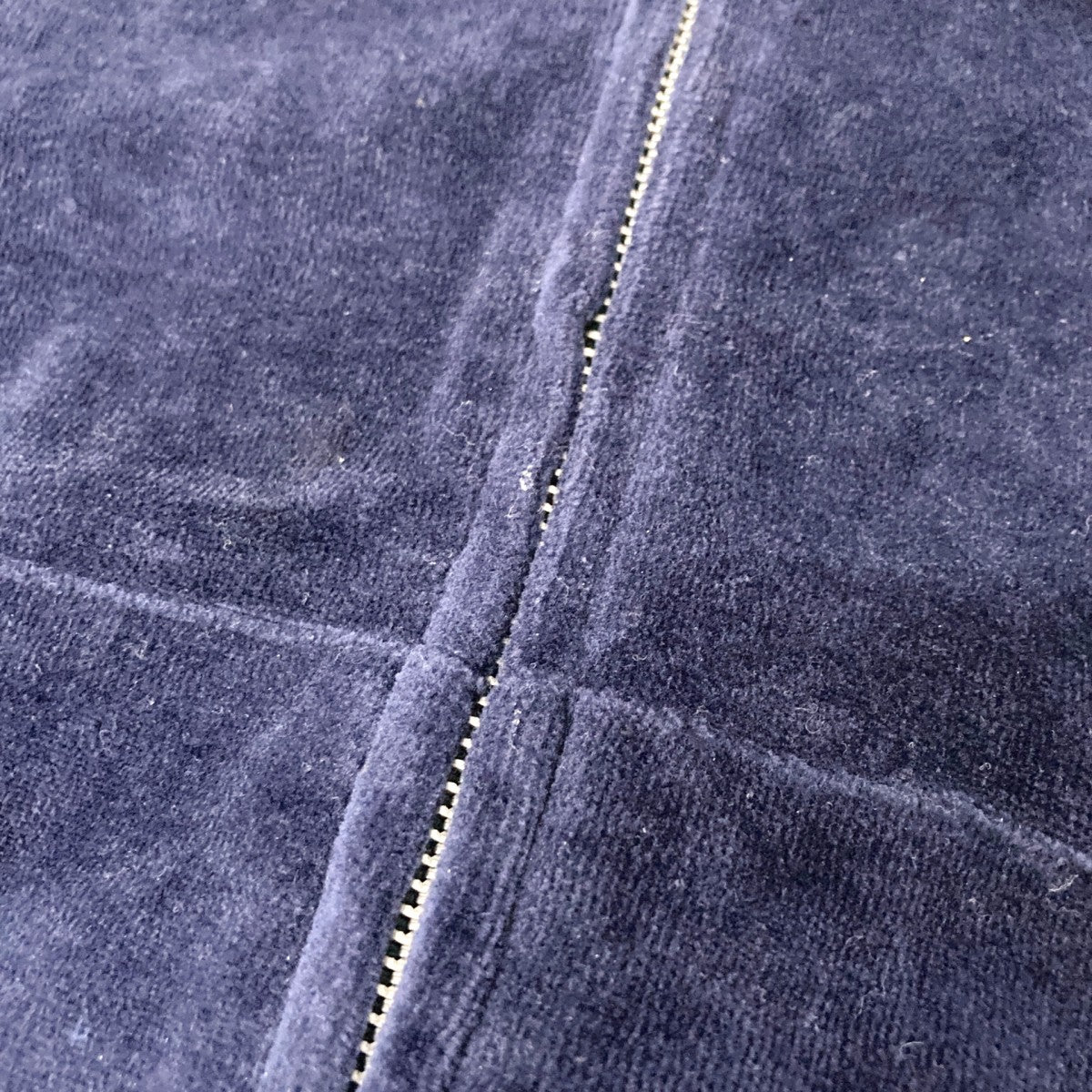 BlackEyePatch(ブラックアイパッチ) B EMBLEM CROPPED VELOUR