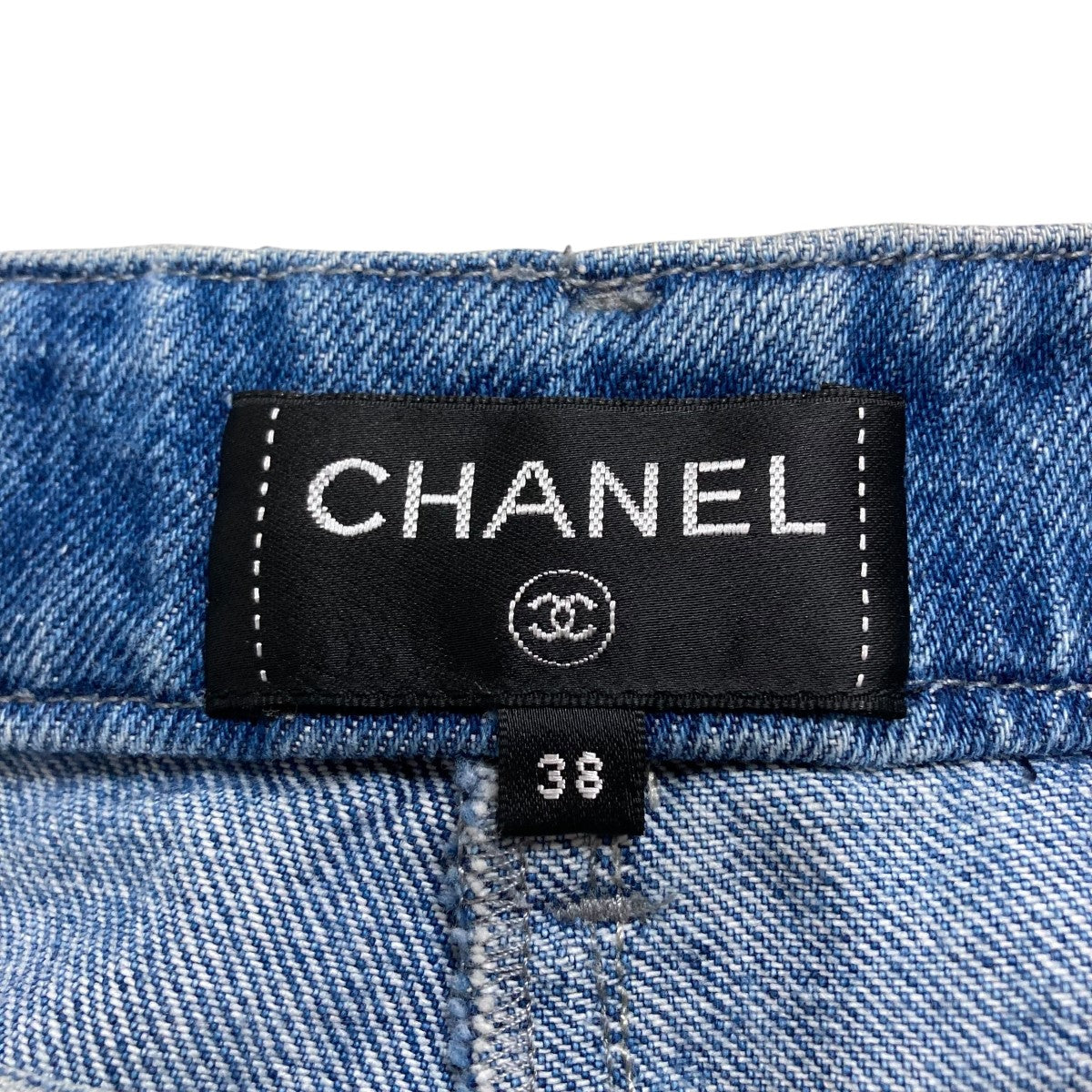 CHANEL デニムショートパンツ 38 CHANEL シャネル デニムショートパンツ ココマーク P60803V46402