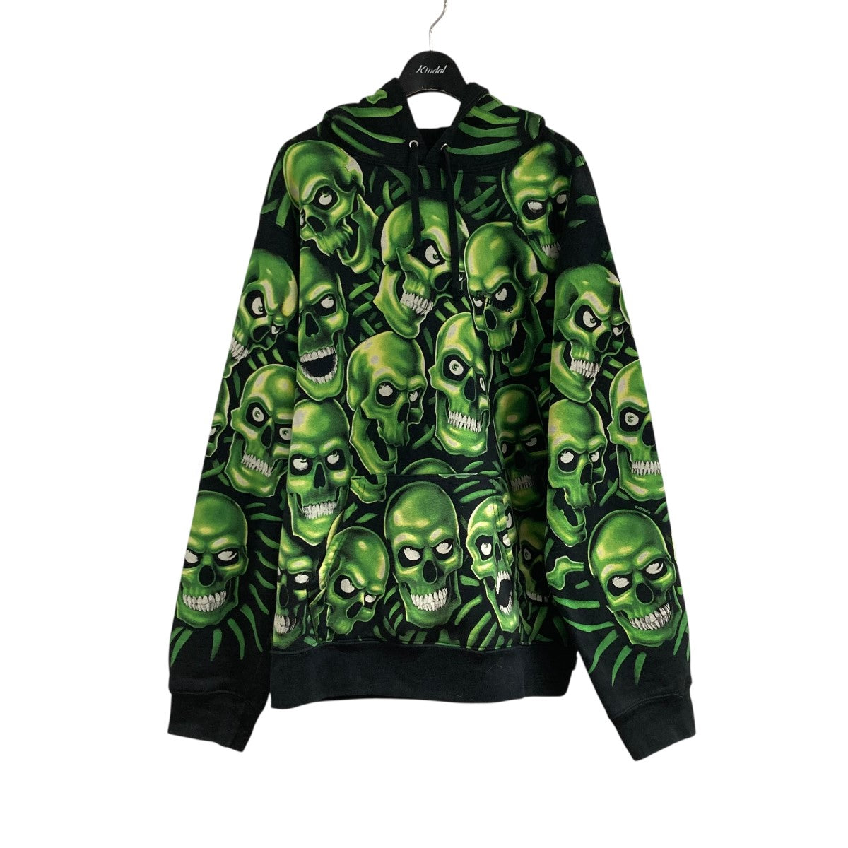 即完売モデル supreme シュプリーム スウェットパーカー スパンコール古着 Supreme(シュプリーム) スカルパイル スウェットパーカー