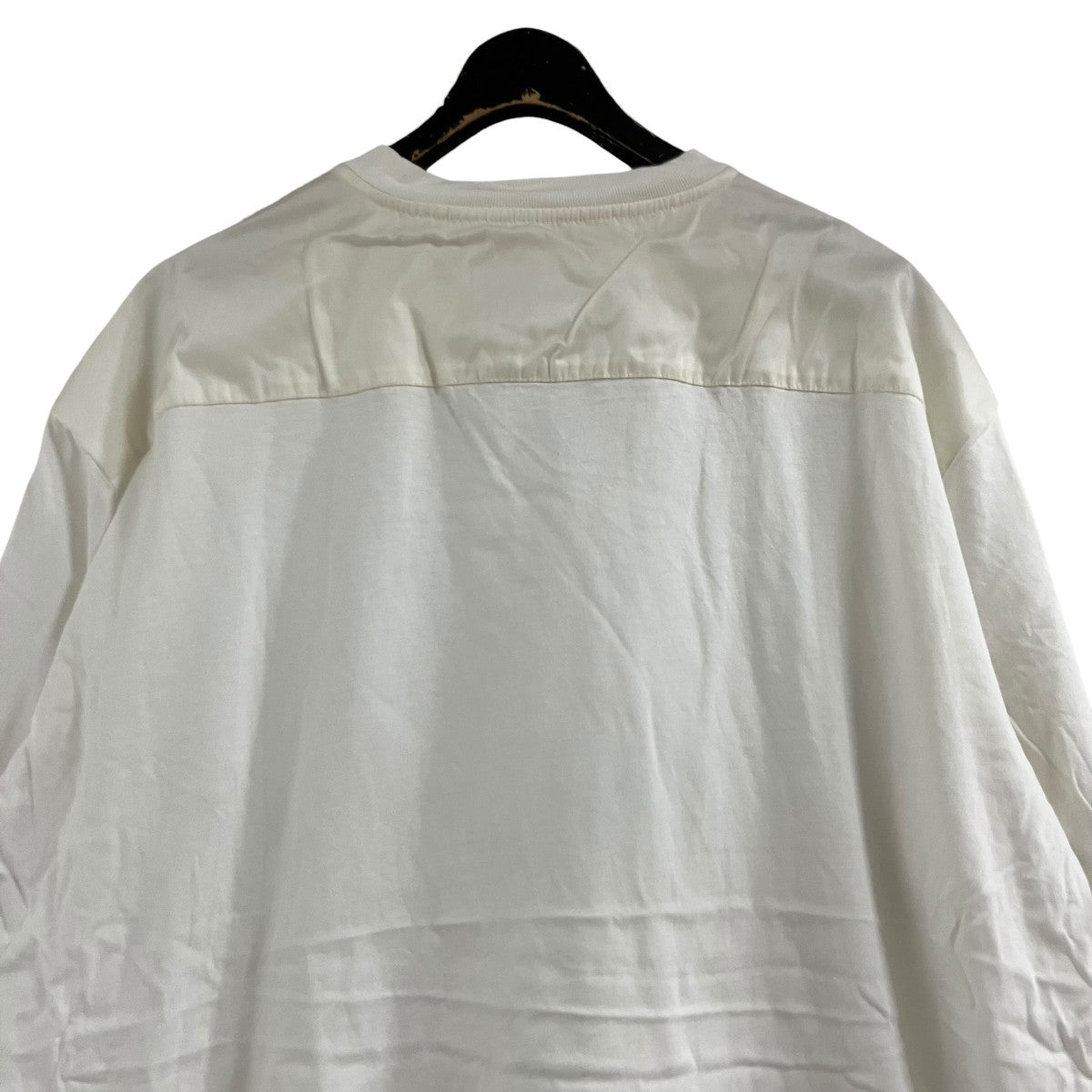 PRADA ラインストーンロゴプレートTシャツ 古着・中古-4枚目のアイテム画像