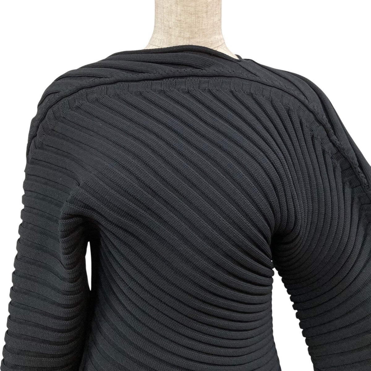 ISSEY MIYAKE(イッセイミヤケ) ニットワンピース IM53KN270