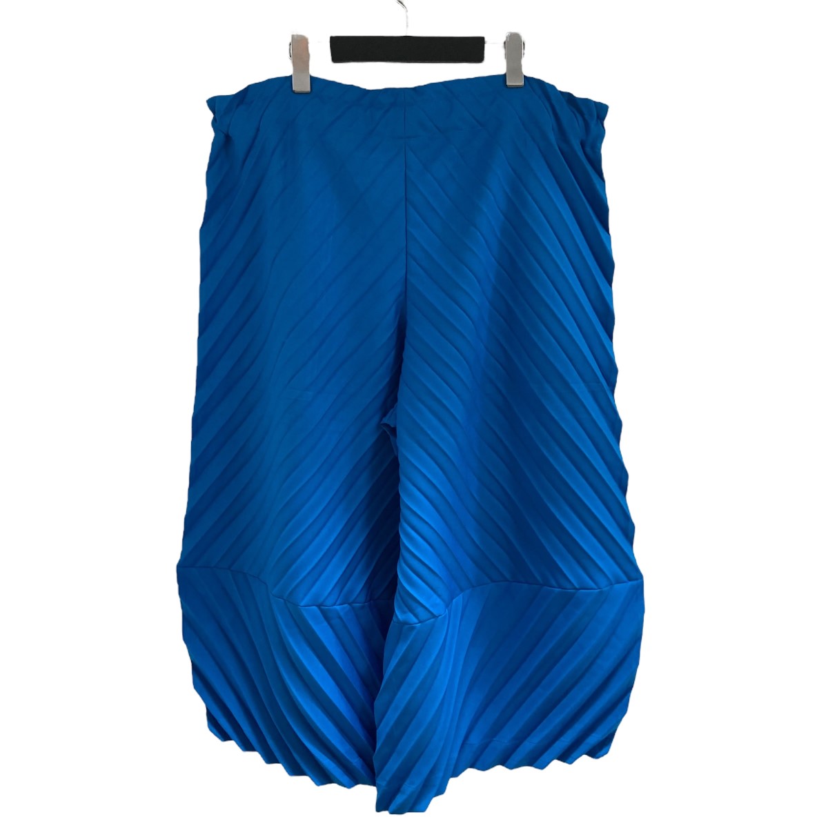 me ISSEY MIYAKE(ミーイッセイミヤケ) プリーツパンツ MI51FF433