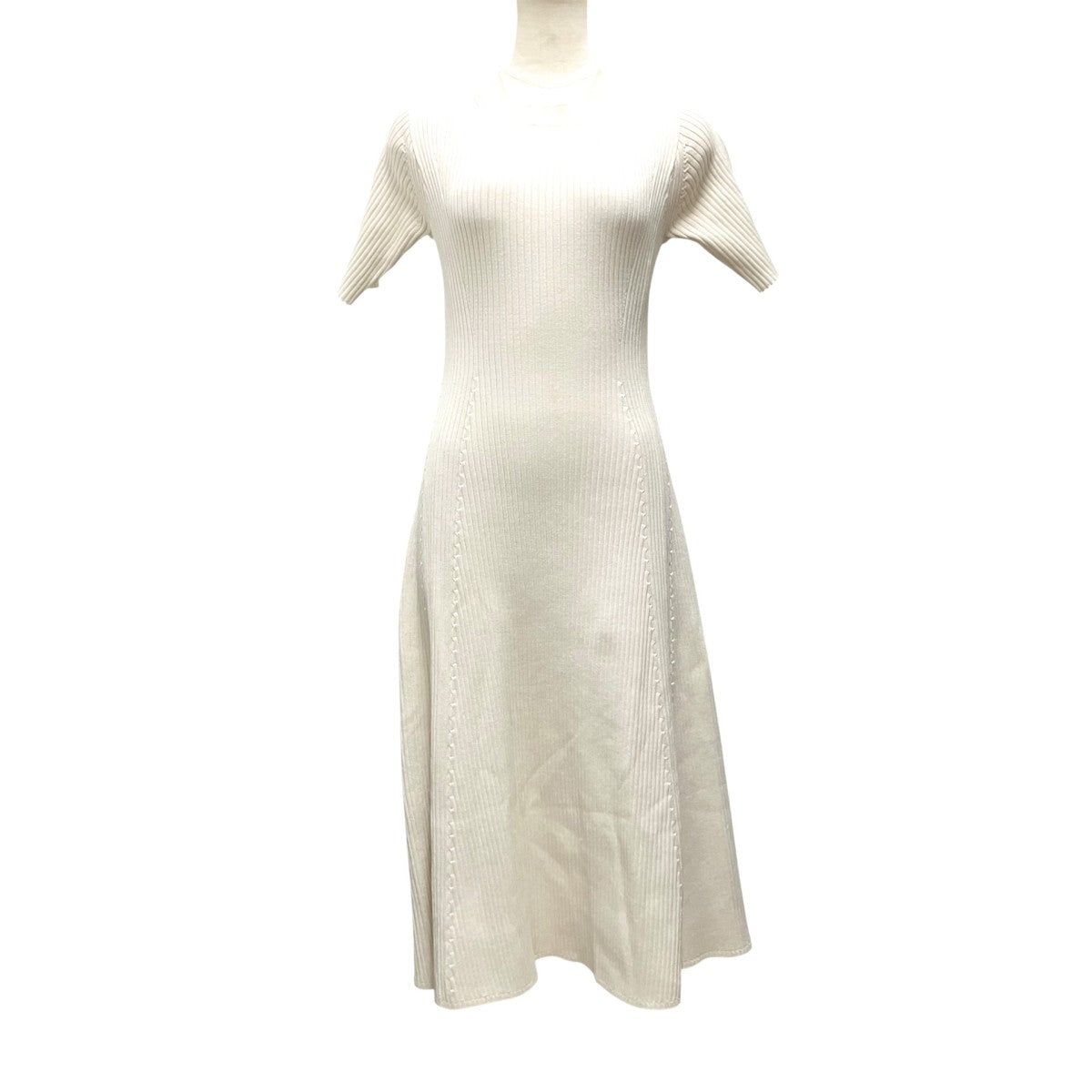 uncrave ニットワンピース0120 58 6300 古着・中古-1枚目のアイテム画像