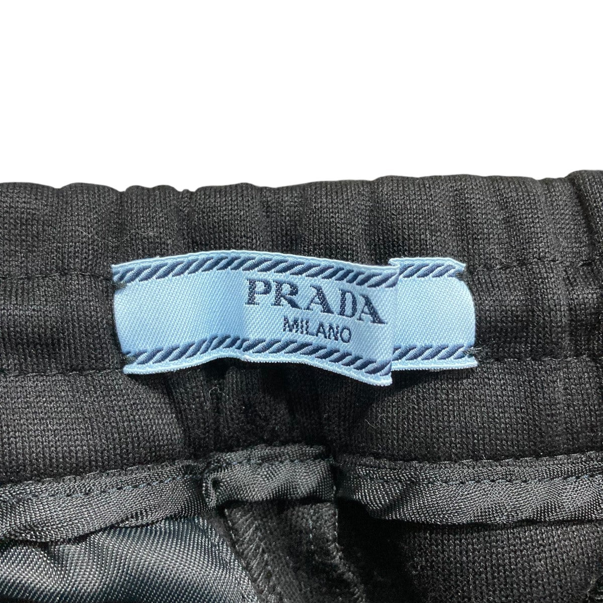 PRADA(プラダ) 三角パッチスウェットパンツ 132323 S192 ブラック
