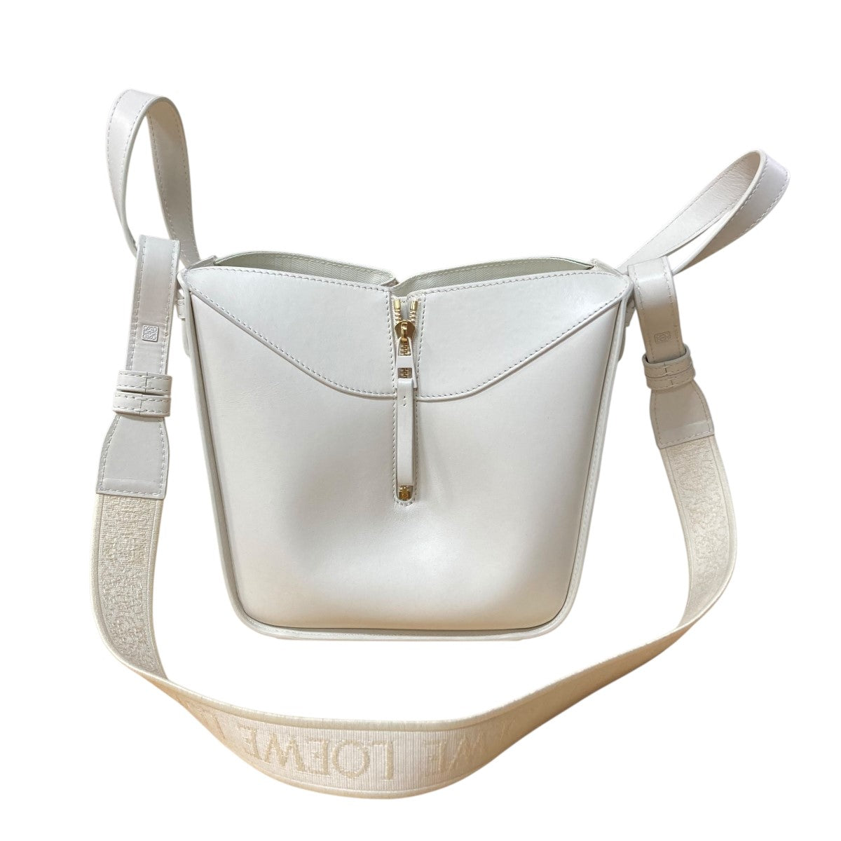 LOEWE(ロエベ) ハンモック スモールバッグ 652239 ホワイト サイズ