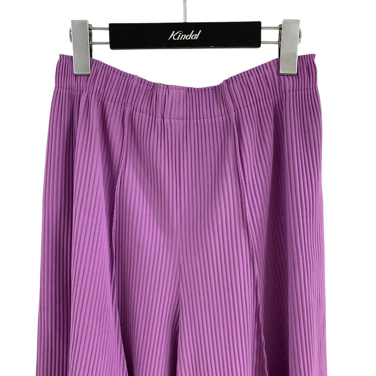 【極美品】 me by ISSEY MIYAKE プリーツ パンツ ピンク MONTHLY COLORS : SEPTEMBER – isseymiyake.com