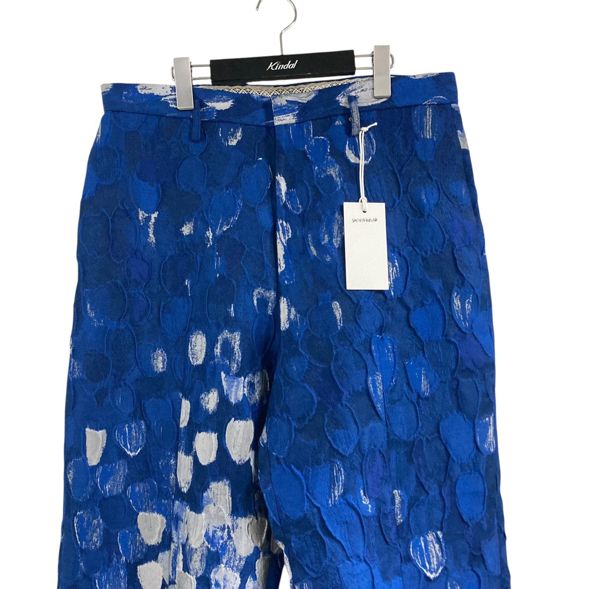 やすこ✕2 9月26日順次発売｜CONVERSE × SHINYAKOZUKA 