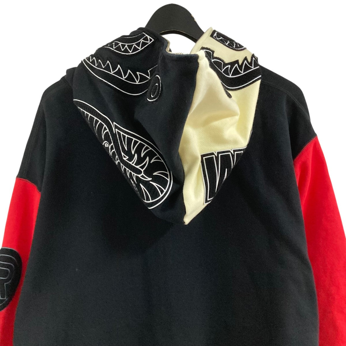 アベイジングエイプ　ジップアップパーカー　ダブルジップ　ワッペン　ブラック　M アベイジングエイプ ジップアップパーカー ダブルジップ