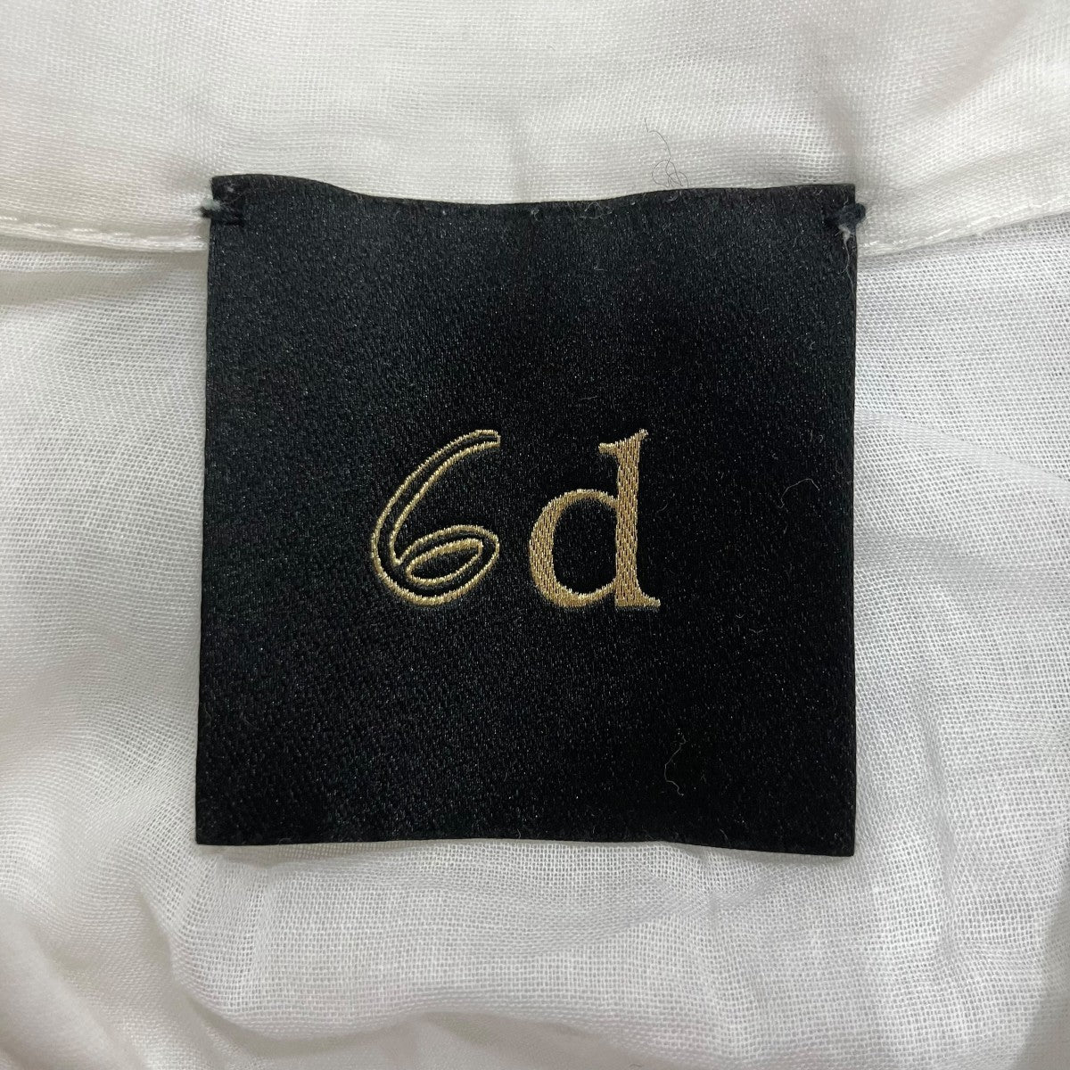 刺繍ブラウス