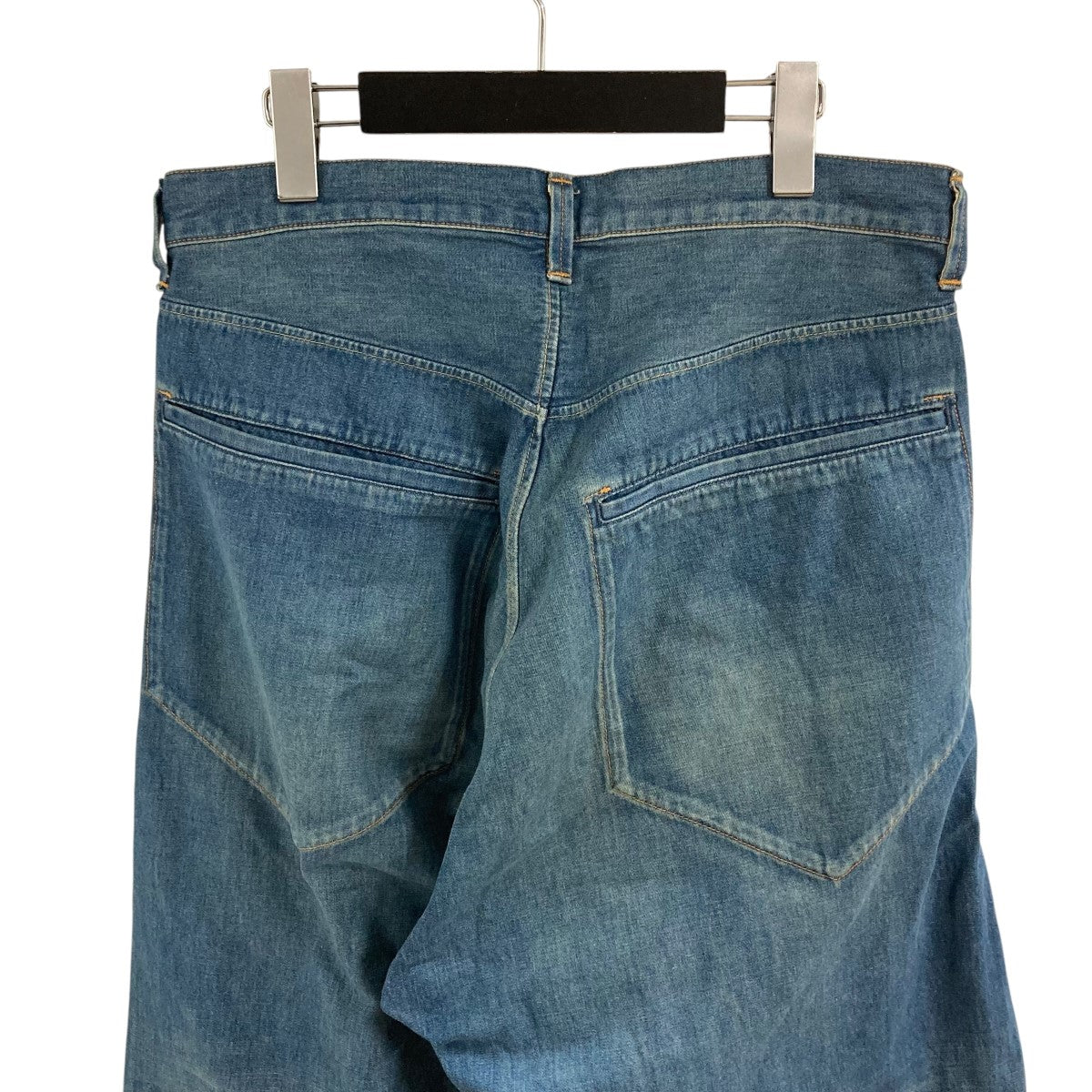 デニムパンツ