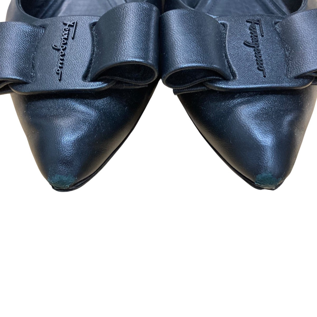 Salvatore Ferragamo(サルヴァトーレフェラガモ) VIVA フラット