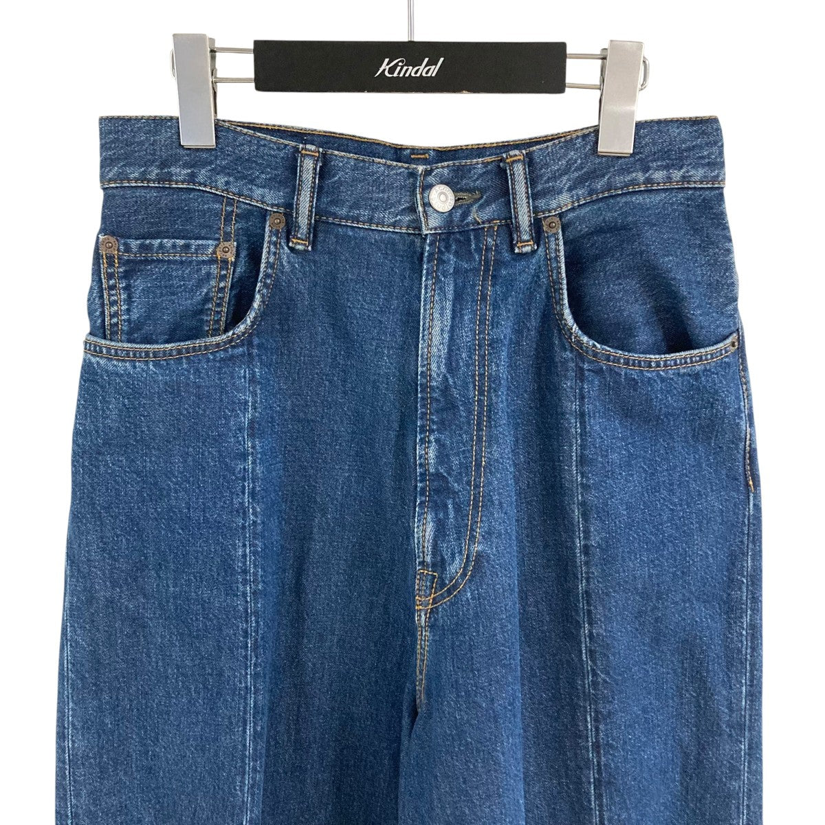 ルーズフィットデニムパンツ