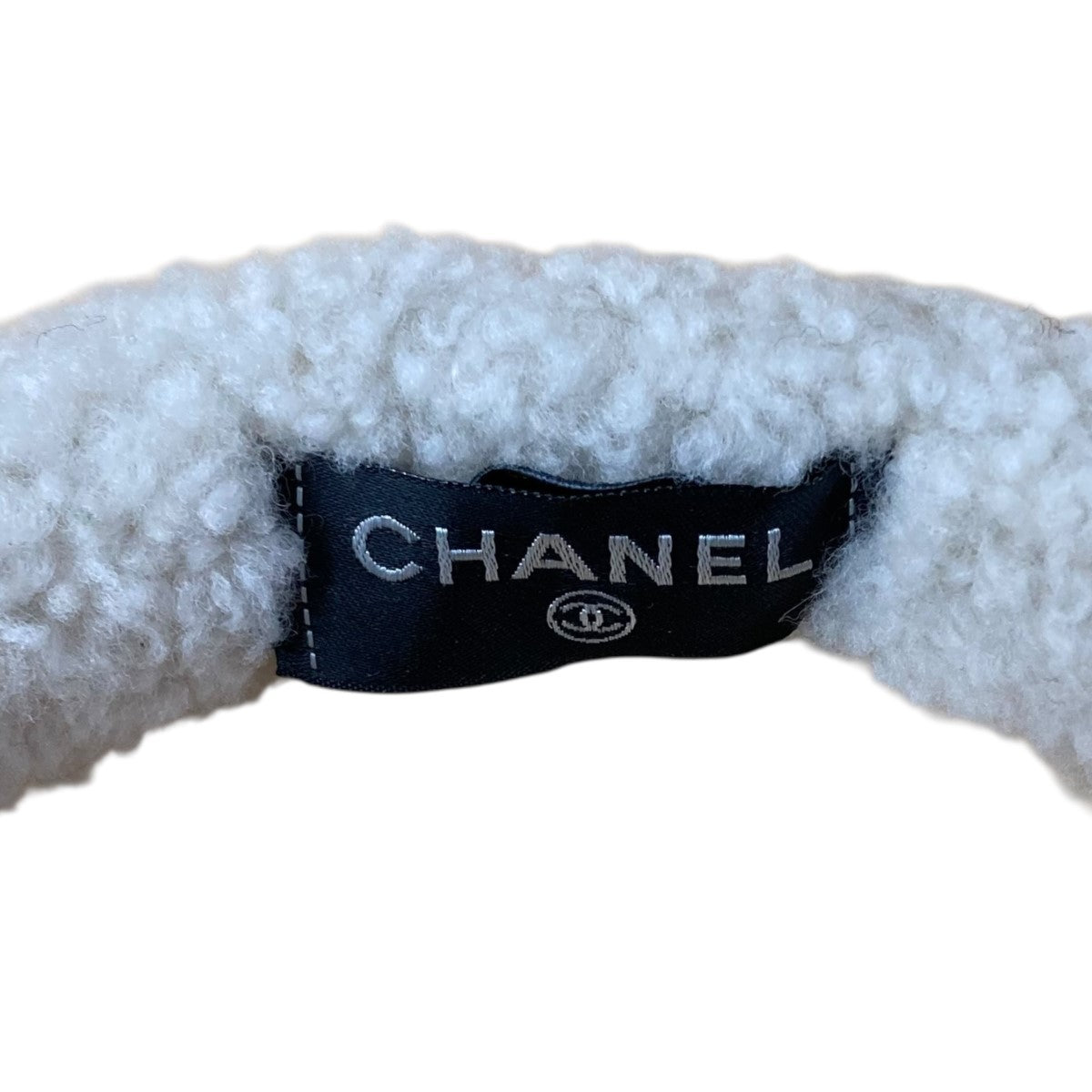 CHANEL(シャネル) ココマークイヤーマフ ホワイト サイズ -｜【公式