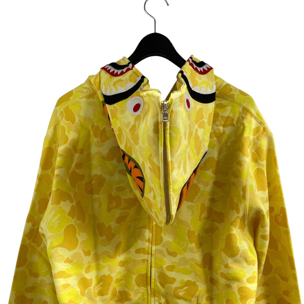 A BATHING APE(アベイシングエイプ) シャークジップアップパーカー