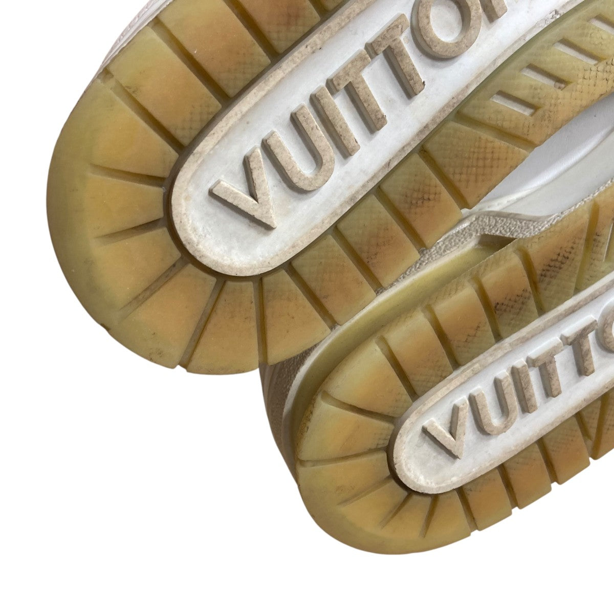 LOUIS VUITTON トレーナーラインホワイトスニーカー　10 LOUIS VUITTON(ルイヴィトン) LVトレーナーラインスニーカー ホワイト