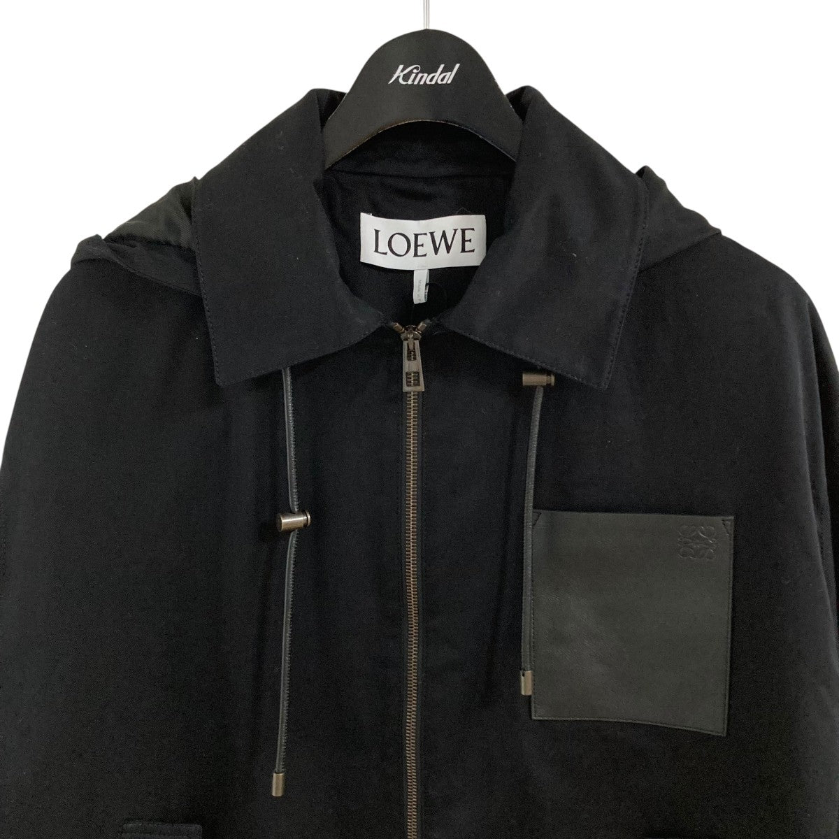 美品 LOEWE アナグラム フーデッド パデッド ダウンジャケット 現行 48 美品 LOEWE アナグラム フーデッド パデッド ダウンジャケット 現行 48