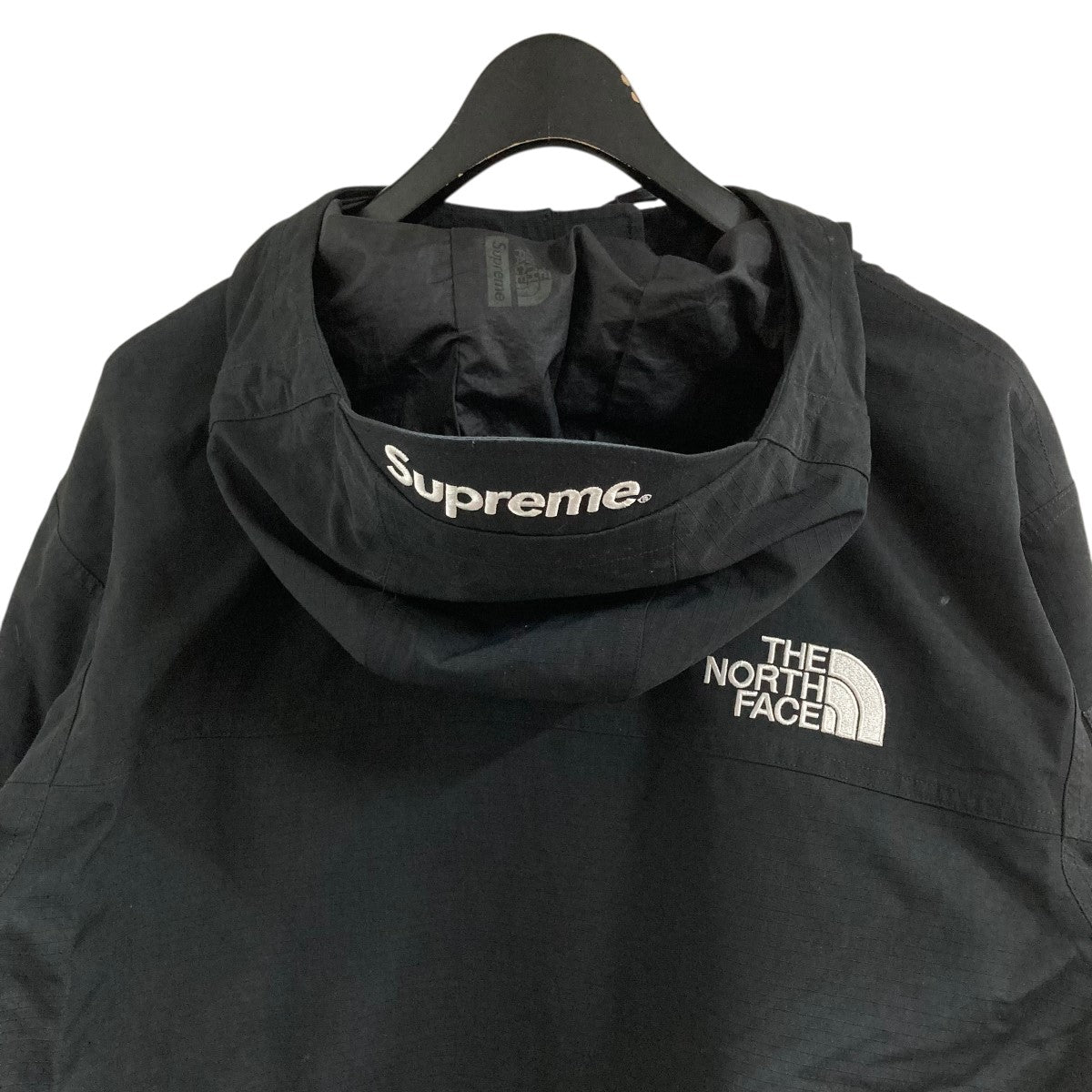 supreme 黒　新品 newryork_yse1394r