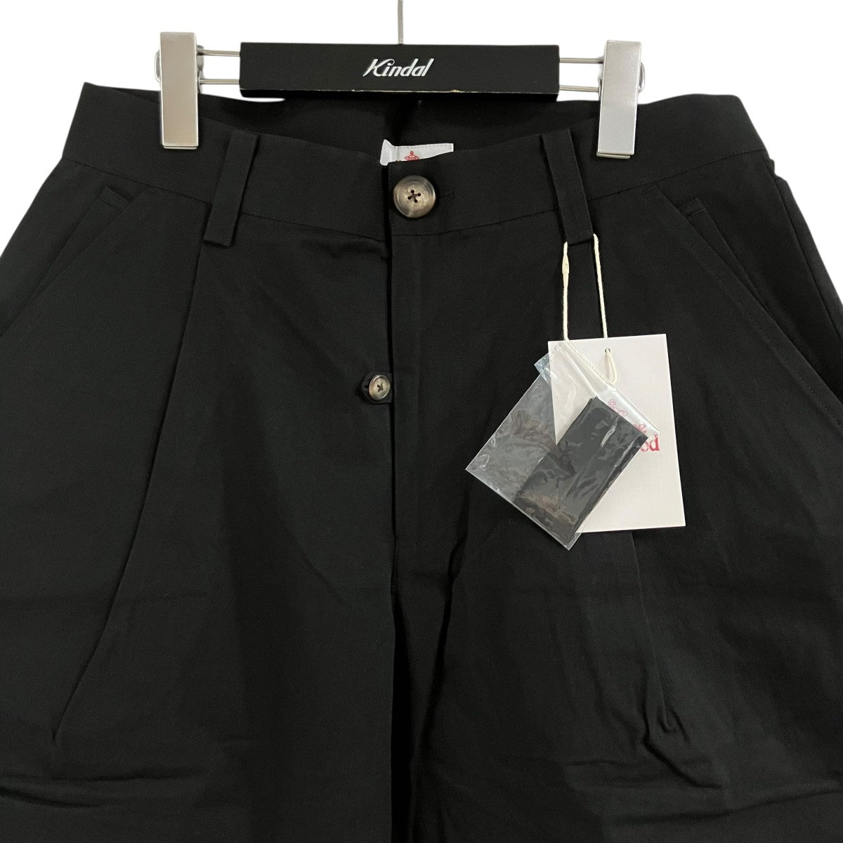 Vivienne Westwood(ヴィヴィアンウエストウッド) ハーフパンツ VW-W1 Vivienne Westwood(ヴィヴィアンウエストウッド) ハーフパンツ VW-W1