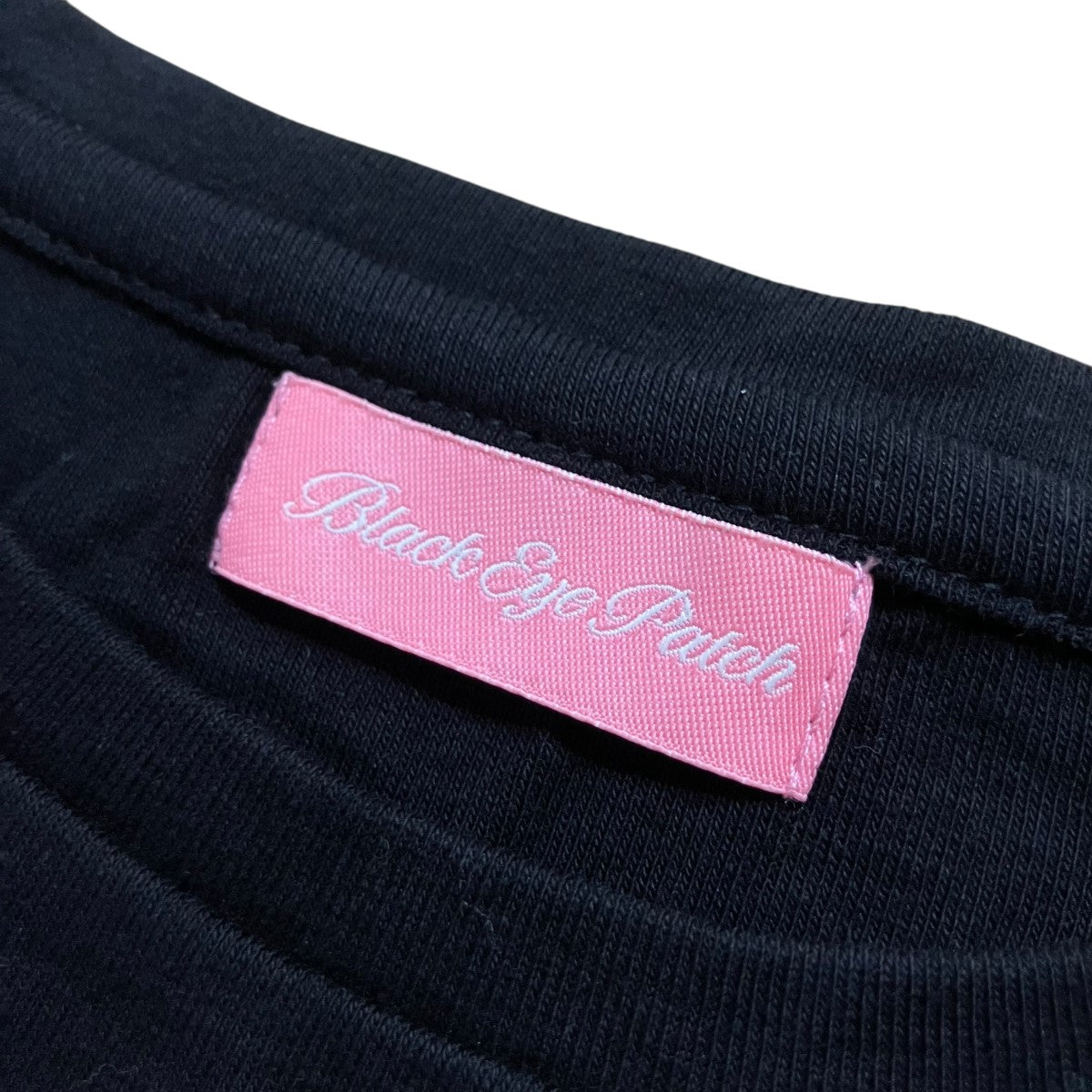 BlackEyePatch クロップドロゴプリントTシャツ 古着・中古-5枚目のアイテム画像