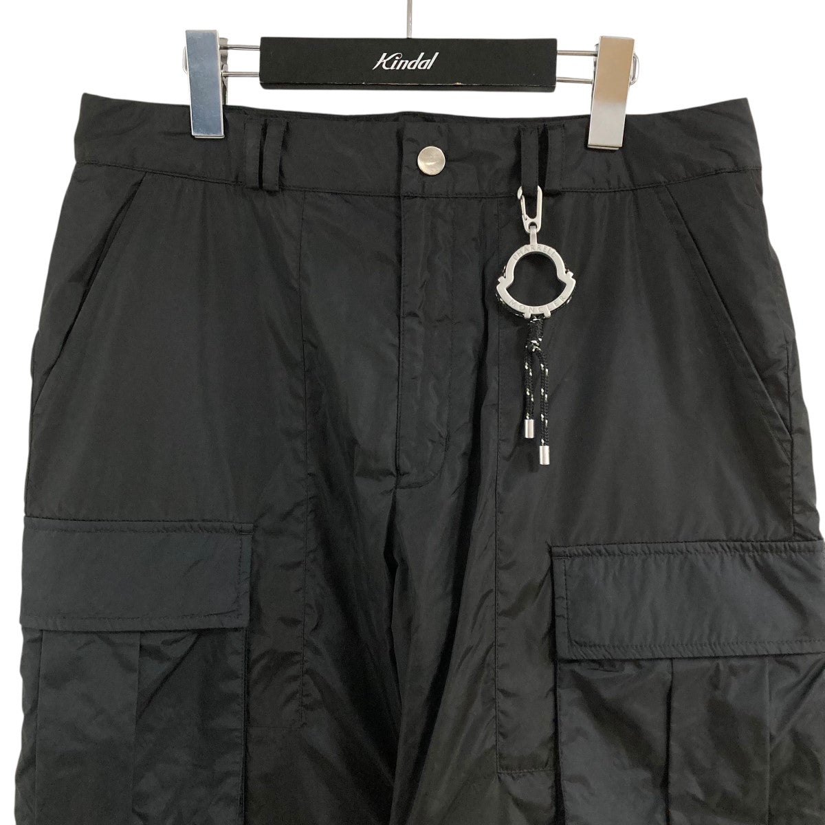 MONCLER(モンクレール) ナイロンカーゴパンツ I209R2A00002 ブラック