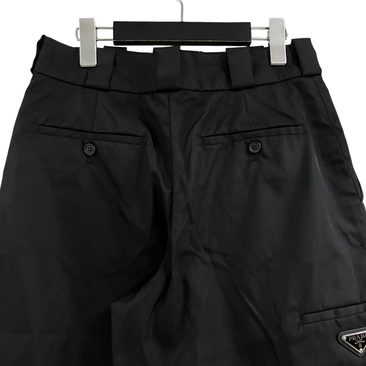 PRADA 三角プレート付きナイロンショートパンツ 古着・中古-4枚目のアイテム画像