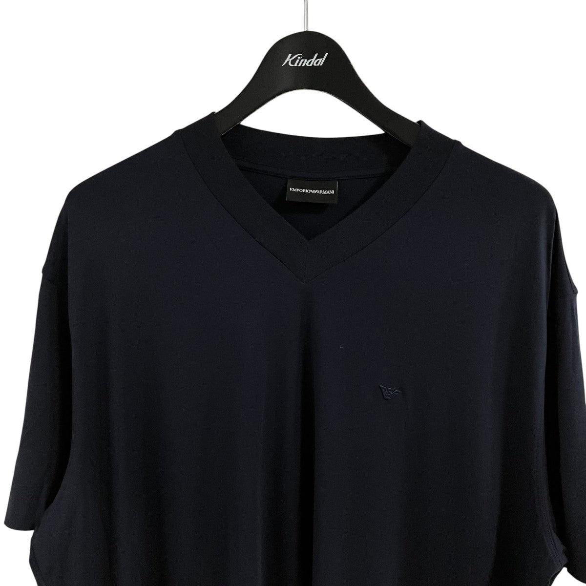 EMPORIO ARMANI VネックロゴTシャツ 古着・中古-2枚目のアイテム画像